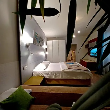 Apartment Happy House *