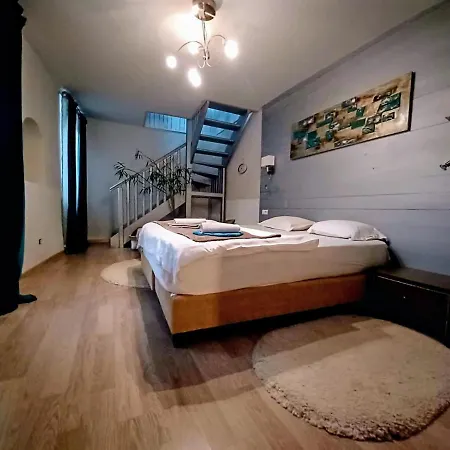 Apartment Happy House *