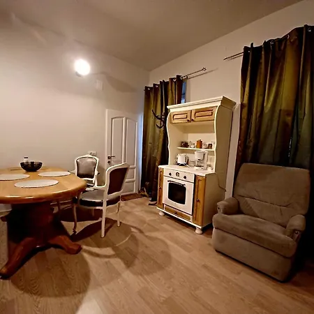 Apartment Happy House *