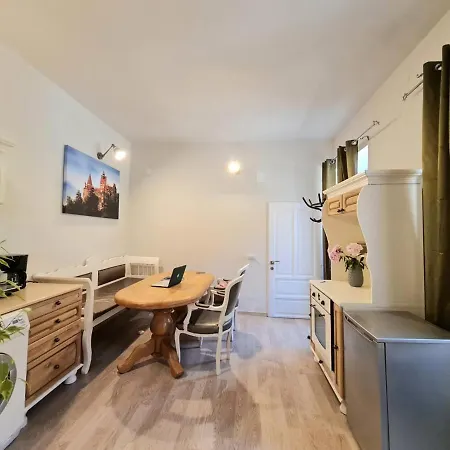 Apartment Happy House *